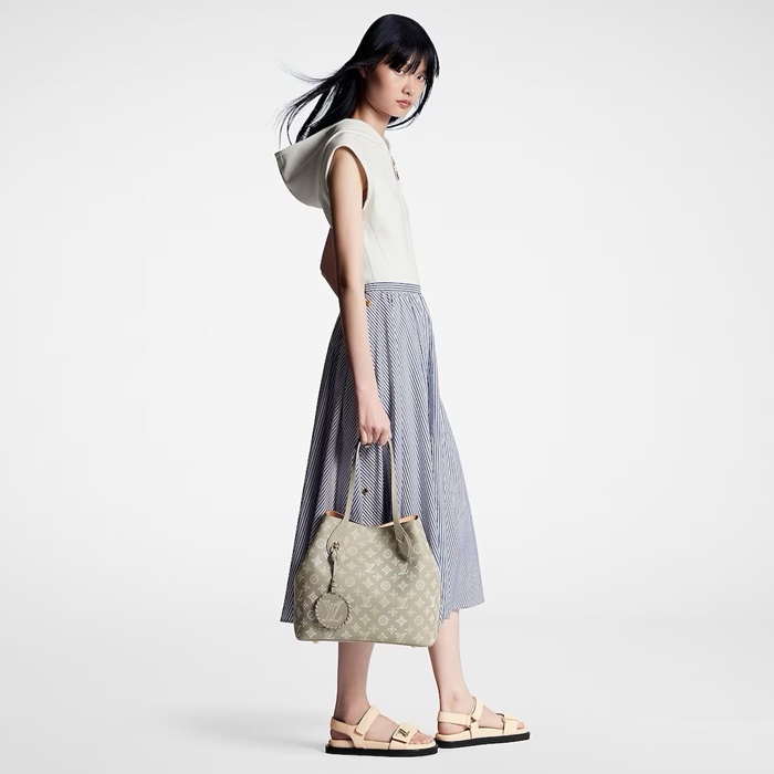 ca60e62475d18ea5eda692610ad26f2a_1715785555_2934.JPG ca60e62475d18ea5eda692610ad26f2a_1715785555_2934.JPG