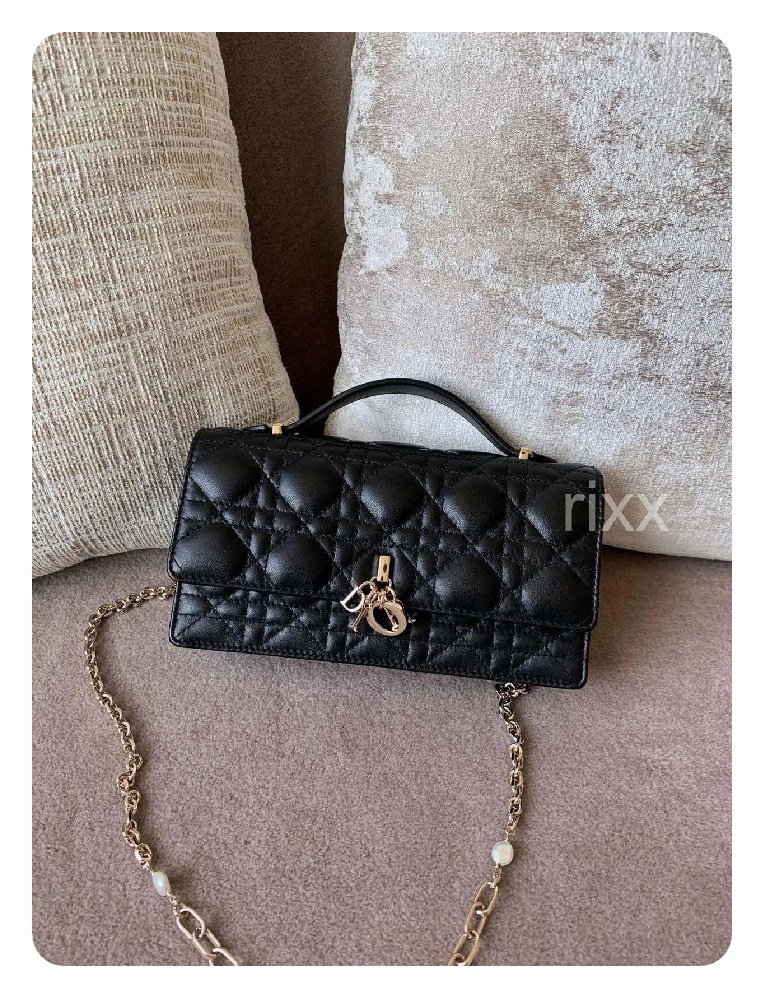 b06a2d427a2960f2ba75e877dc418336_1725083552_792.jpg b06a2d427a2960f2ba75e877dc418336_1725083552_792.jpg