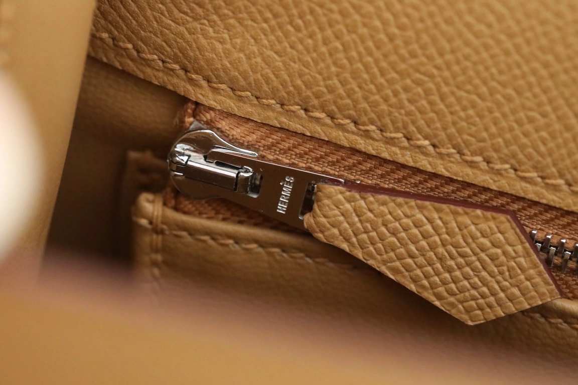 b790596794385bac5d763421a300b644_1724817621_0603.webp b790596794385bac5d763421a300b644_1724817621_0603.webp