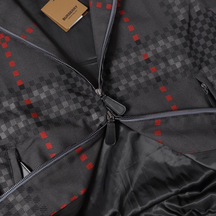 e8df66af6d76d7ba4566e193d427946e_1727105237_6833.JPG e8df66af6d76d7ba4566e193d427946e_1727105237_6833.JPG