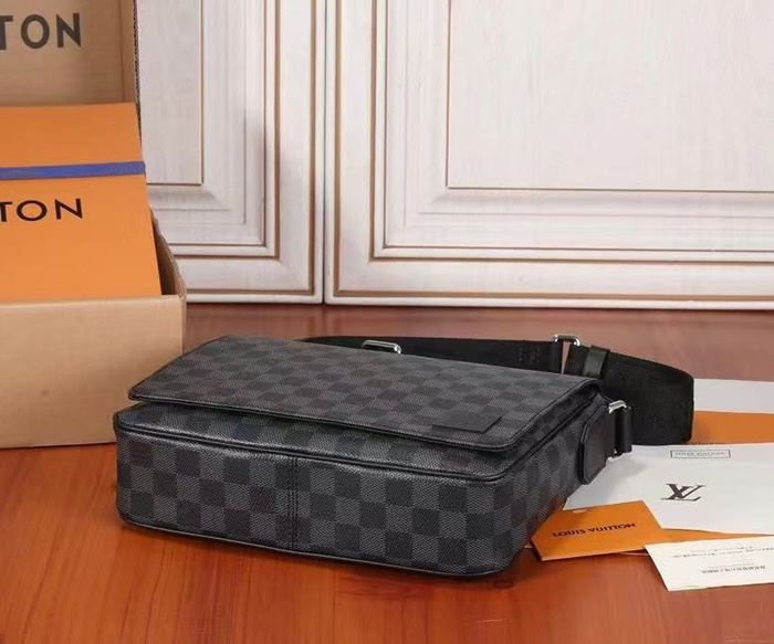 f94961bdc1b6975652eb3ba27a153109_1745298302_2417.jpg f94961bdc1b6975652eb3ba27a153109_1745298302_2417.jpg