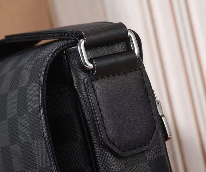 f94961bdc1b6975652eb3ba27a153109_1745298303_1915.jpg f94961bdc1b6975652eb3ba27a153109_1745298303_1915.jpg