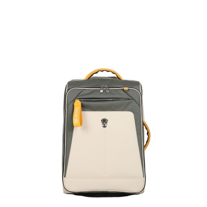 f685f0728bc63982682a0f35de895a2b_1760150118_4098.jpg f685f0728bc63982682a0f35de895a2b_1760150118_4098.jpg