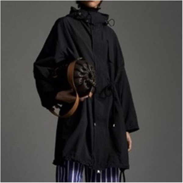 ✨몽클레어 여성 미니멀 블랙 자켓 - Ladys Black Jackets - moc02461x