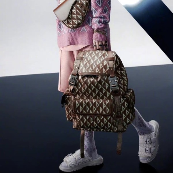 ✨디올 남성 다이아몬드 카멜 백팩 - Mens Camel Back Pack - dio02116x