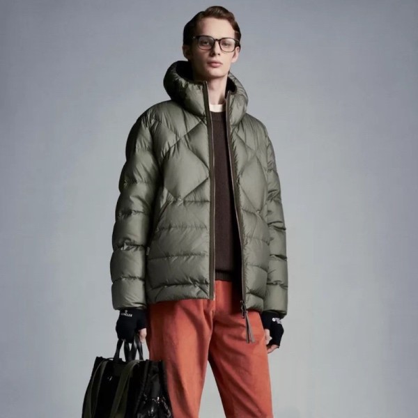 ✨몽클레어 남성 구스다운 카키 패딩 - Moncler Mens Khaki Padding - Mo19x