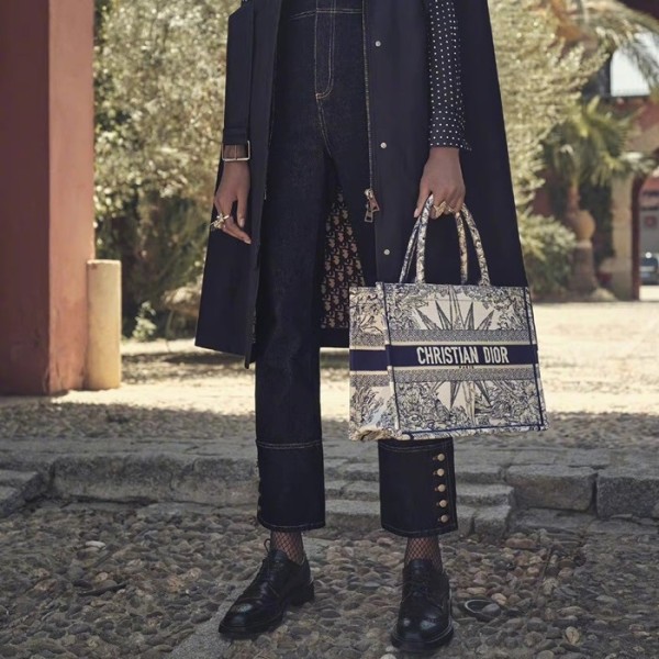 ✨디올 남/녀 네이비 북토트 - Dior Unisex Navy Book Tote - di179x