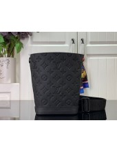 ✨루이비통 남성 블랙 카메라백 - Louis vuitton Mens Black Camera Bag - lv1233x