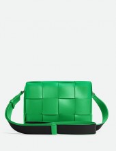 ✨보테가베네타 남성 그린 카메라백 - Bottega Veneta Mens Green Camera Bag - bv242x