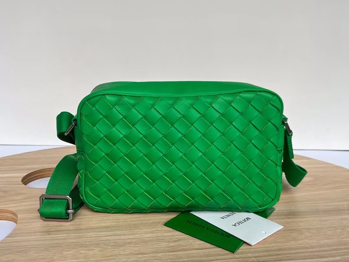 ✨보테가베네타 남성 그린 카메라백 - Bottega Veneta Mens Green Camera Bag - bv250x
