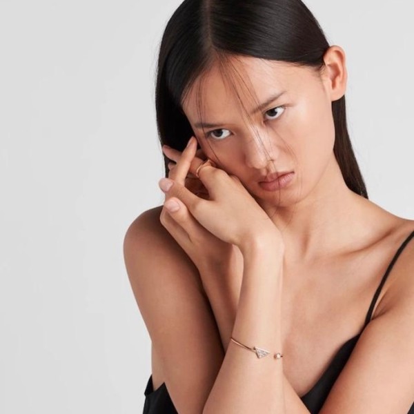 ✨프라다 여성 골드 팔찌 - Prada Womens Gold Bangle - acc672x