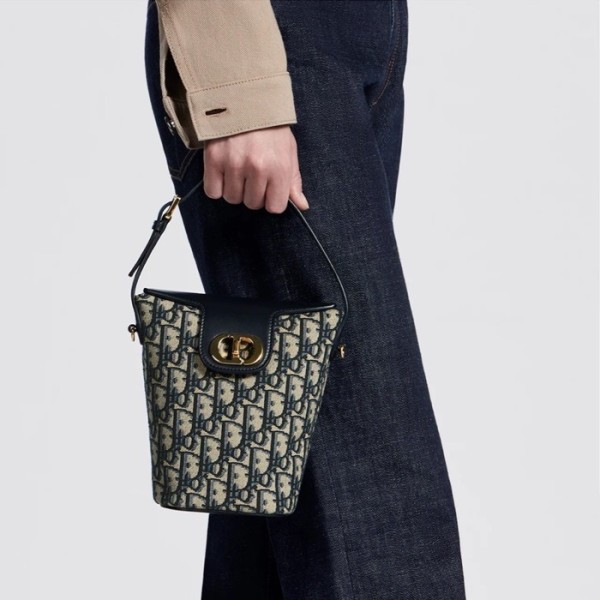 ✨디올 여성 네이비 버킷백 - Dior Womens Navy Bucket Bag - ba08x