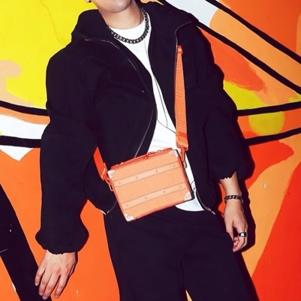 ✨루이비통 남성 메신저 M20956 - Louis vuitton Mens Orange Cross Bag - lvb93x