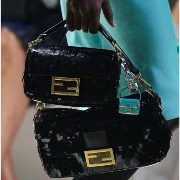 ✨펜디 여성 블랙 바게트 백 - Fendi Womens Baguette Bag - feb226x