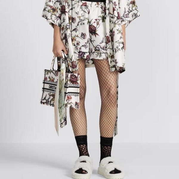 ✨디올 여성 화이트 북토트 - Dior Womens White Book Tote - dib568x