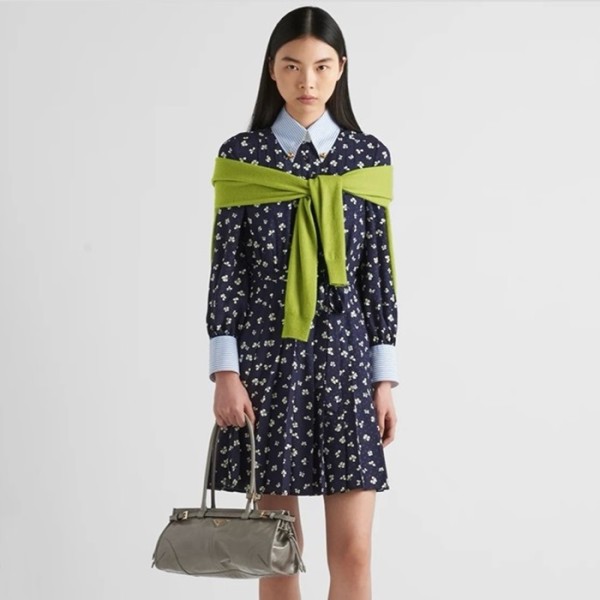 ✨프라다 여성 그레이 토트백 - Prada Womens Gray Tote Bag - prb906x