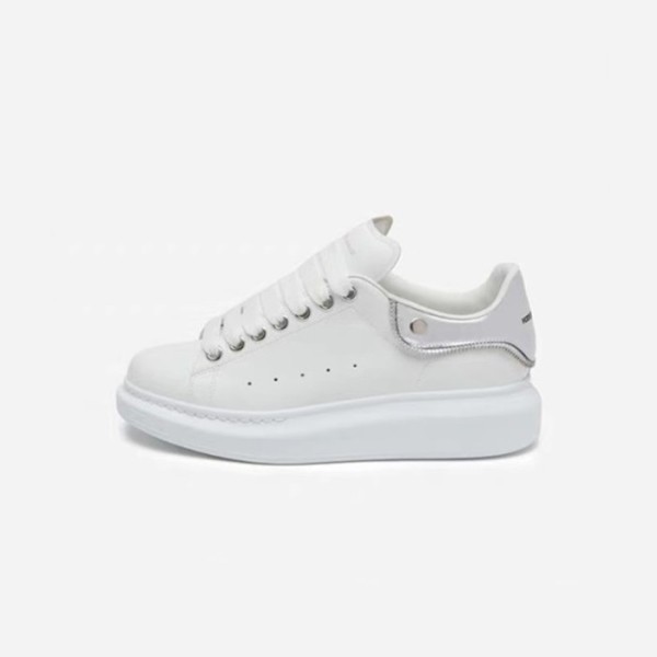 ✨알렉산더 맥퀸 남/녀 화이트 스니커즈 - Alexander McQueen Unisex White Sneakers - aqs336x