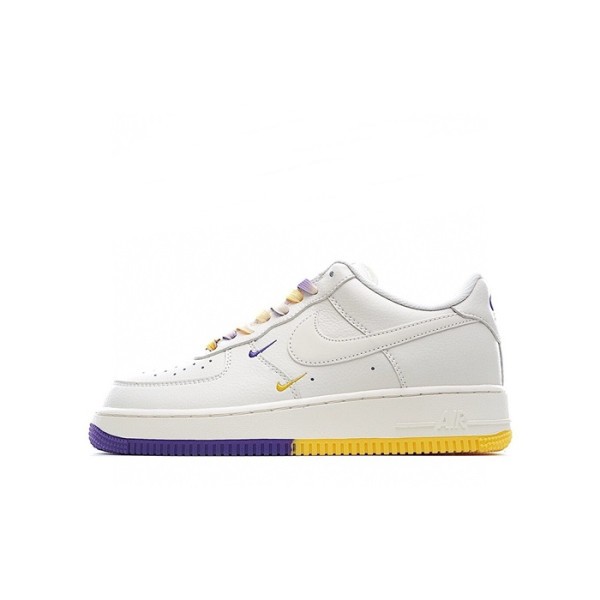 ✨나이키 남/녀 화이트 스니커즈 - Nike Air Force 1 Unisex Sneakers - nis432x