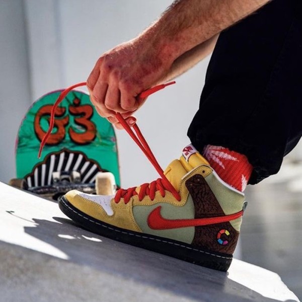 ✨나이키 남/녀 옐로우 하이탑 스니커즈 - Nike SB Dunk High Unisex Sneakers - nis570x