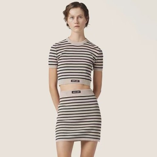 ✨미우미우 여성 베이지 투피스 - Miumiu Ladys Beige Two-pieces - muc889x