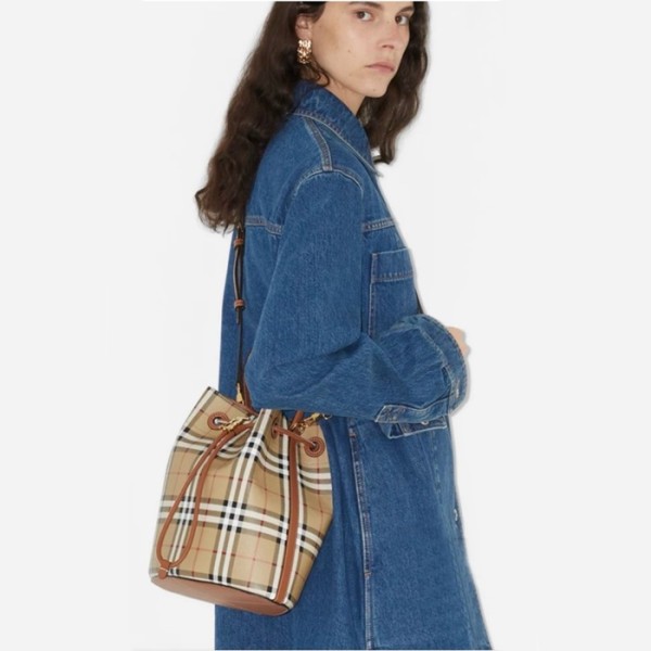 ✨버버리 여성 베이지 버킷백 - Burberry Womens Beige Bucket Bag - bub2094x