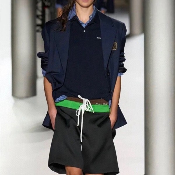 ✨미우미우 남성 블랙 반바지 - Miumiu Mens Black Half-pants - mic935x