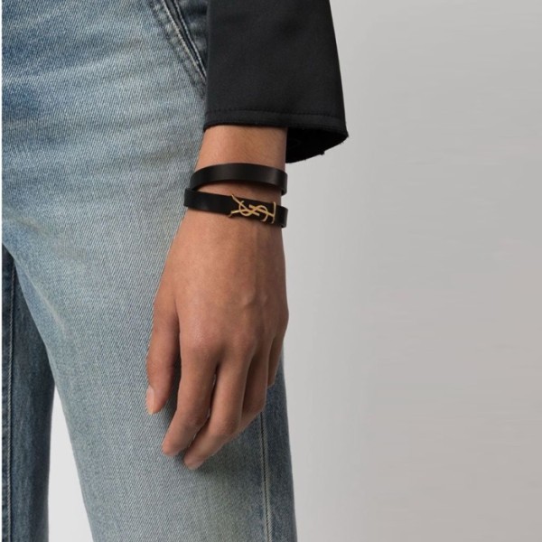 ✨입생로랑 여성 골드 팔찌 - Saint Laurent Womens Gold Bangle - acc2308x