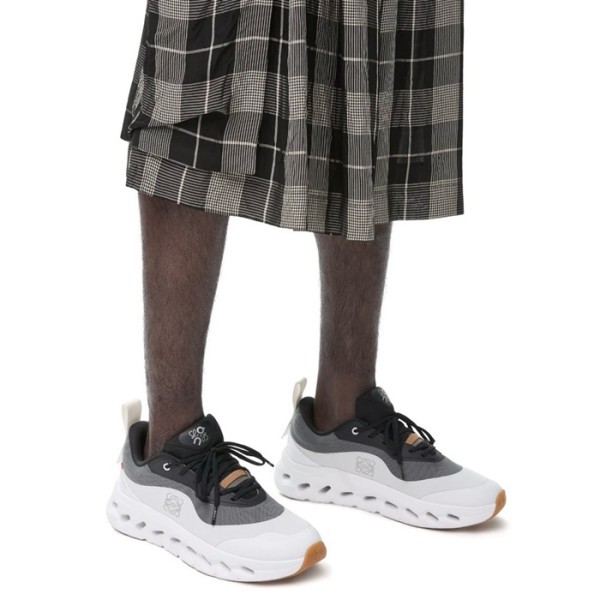 ✨매장판 로에베 x 온 러닝 남/녀 클라우드틸트 2.0 스니커즈 - Loewe x On Unisex Cloudtilt 2.0 Sneaker - los5603x